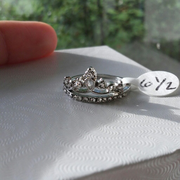 Crown ring - Picture 3 of 3